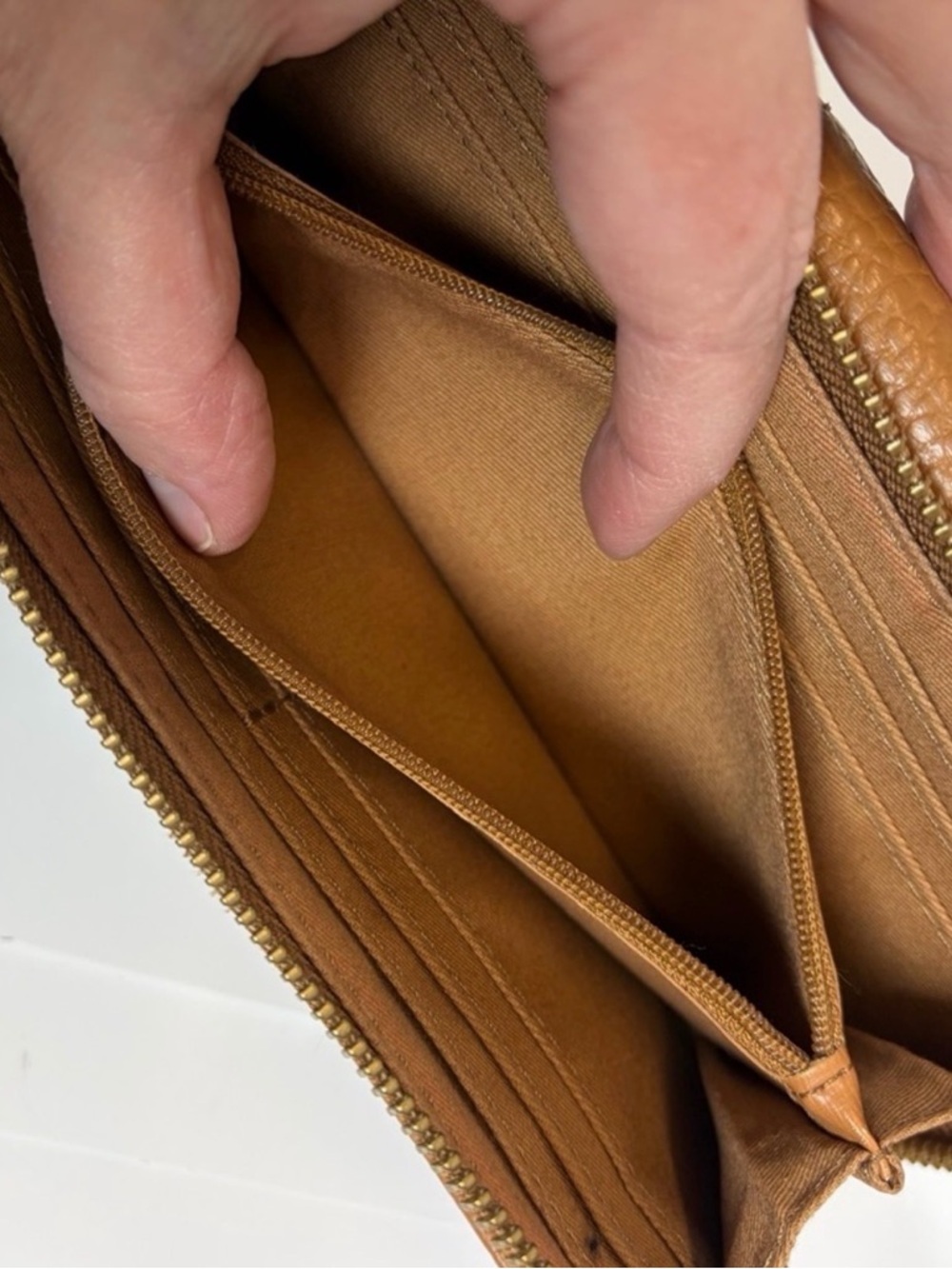 Fossil Brown Leather Zip Around Clutch Wallet Organizer - Picture 8 of 8